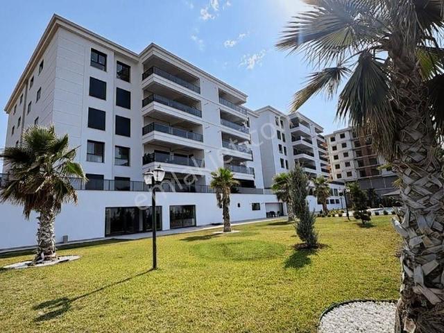 Max Prıme | Göveçlik'de 4+1 / 220m² Ara Kat Full Konsept Sitede Lüks Daire