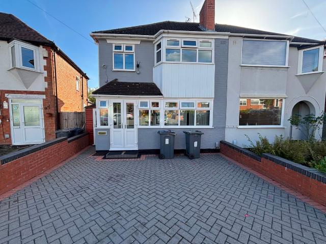 Max Road, Quinton, Birmingham B32, 3 bed property to rent, £1,300 pcm | PrimeLocation