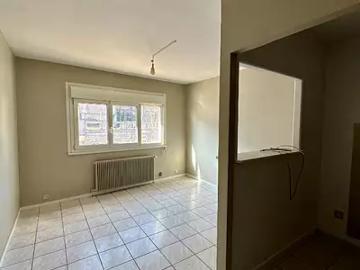 Maxéville 54320 Achat / Vente appartement 2 pièces t2 au dernier étage