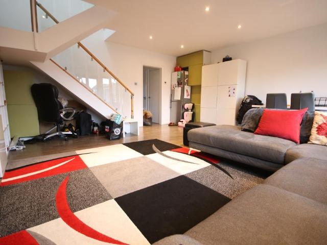 Maytree Close, Broadfields, London, HA8 8XX, United Kingdom | 3 bed townhouse for rent #140229251 | Rentberry