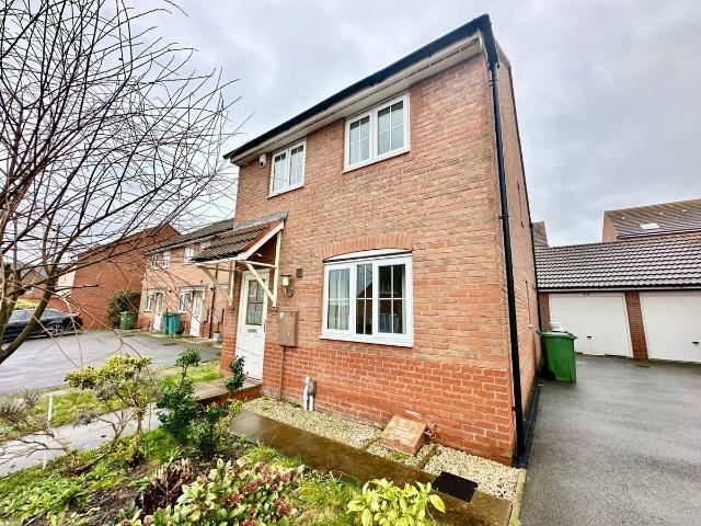 May Drive, Glenfield LE3, 3 bed detached house to rent, £1,300 pcm | PrimeLocation