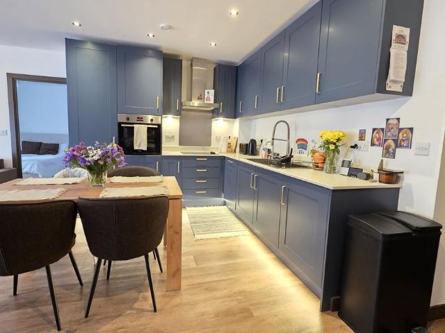 May House, 73 89 Sydney Road, Watford, Hertfordshire WD18, 2 bed flat to rent, £1,900 pcm | PrimeLocation