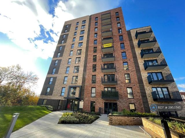 May House, Watford, WD18 3 bed flat to rent £2,400 pcm £554 pw