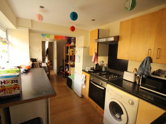 May Street, Cathays CF24, 4 bed terraced house to rent, £2,040 pcm | PrimeLocation