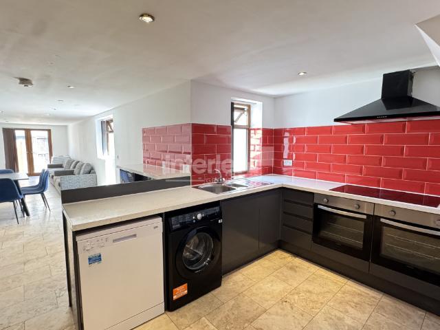 May street, Property #6828