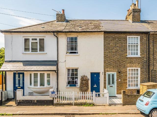 May Road, Twickenham TW2, 2 bed property to rent, £2,400 pcm | PrimeLocation