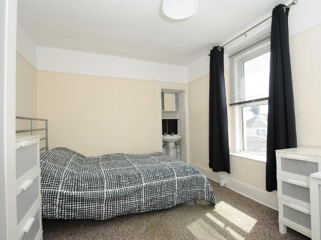 May Terrace, St Judes PL4, 6 bed shared accommodation to rent, £3,150 pcm | PrimeLocation