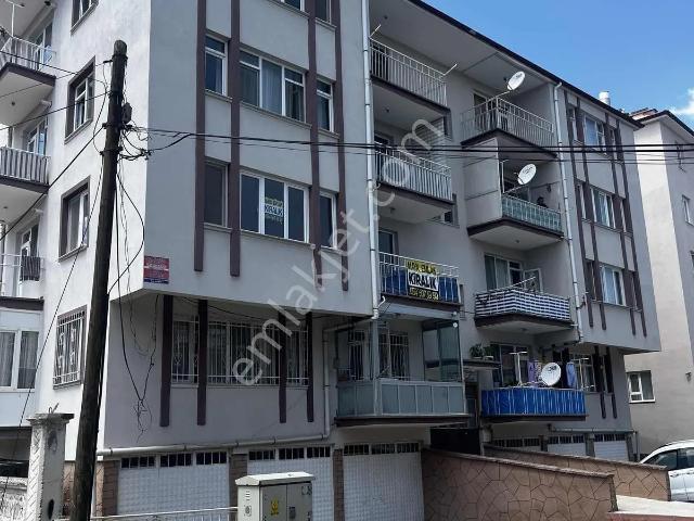Maya Emlaktan Altunkalem Mah Bakımlı 3+1 Kiralık Daire