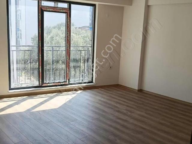 Mayadan Gyo Yeni Mahllede Hazır Bitmiş Sıfır 2+1 Daire