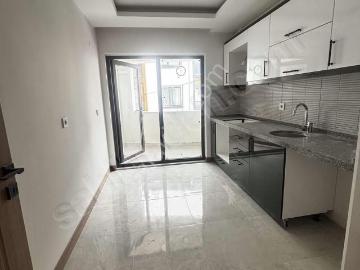 Mayadan Gyo Yenimahallede Ara Kat Satılık 2+1 Daire