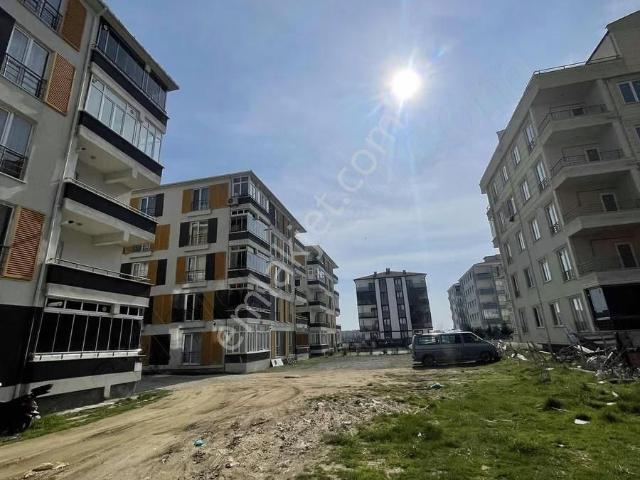 Mayadan 1+1 Kiracılı Satılık Fırsat Daire