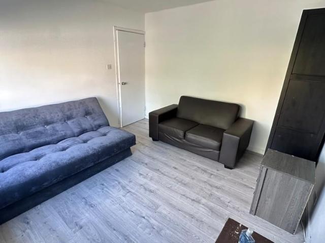 Maybank Avenue, Wembley 3 bed maisonette to rent £2,300 pcm £531 pw