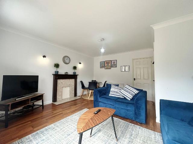 Maybach Court, Shenley Lodge MK5, 3 bed terraced house to rent, £1,525 pcm | PrimeLocation
