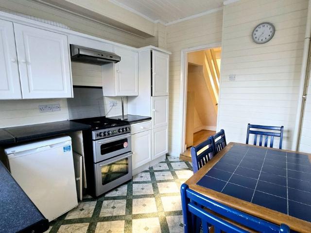Maybury Street, Tooting Broadway SW17, 3 bed terraced house to rent, £3,100 pcm | PrimeLocation
