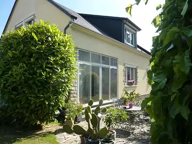 Mayenne 53100 Achat / Vente maison 7 pièces t7 au dernier étage terrasse