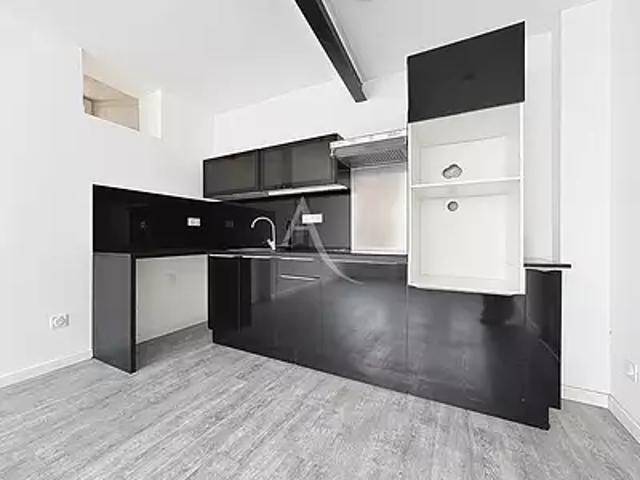 Mayenne 53100 Location appartement 2 pièces t2 cave