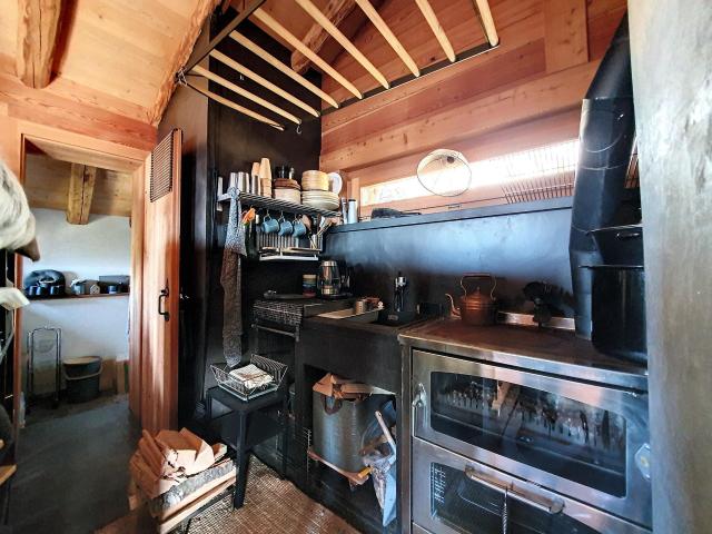 Chalet with 3 rooms on sale in Sarreyer 64 m² | dreamo. Ch