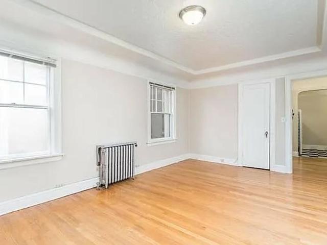 MAYFAIR APARTMENTS MAYF01 Studio Apartment for Rent at 1929 Nw Irving St, Portland, OR 97209 Northwest District