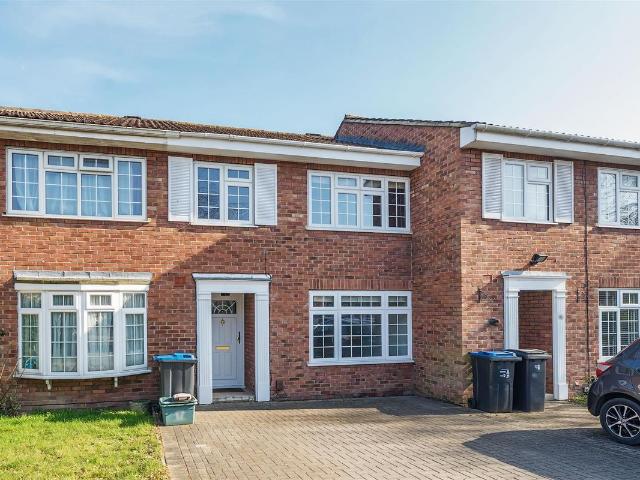 Mayfair Close, Surbiton KT6, 4 bed terraced house to rent, £2,675 pcm | PrimeLocation