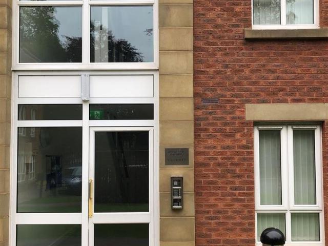 Mayfair Court, Prenton CH43, 2 bed flat to rent, £725 pcm | PrimeLocation