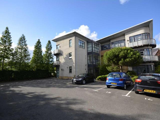 Mayfair Gardens, 64 Bury New Road, Whitefield M45, 2 bed flat to rent, £950 pcm | PrimeLocation