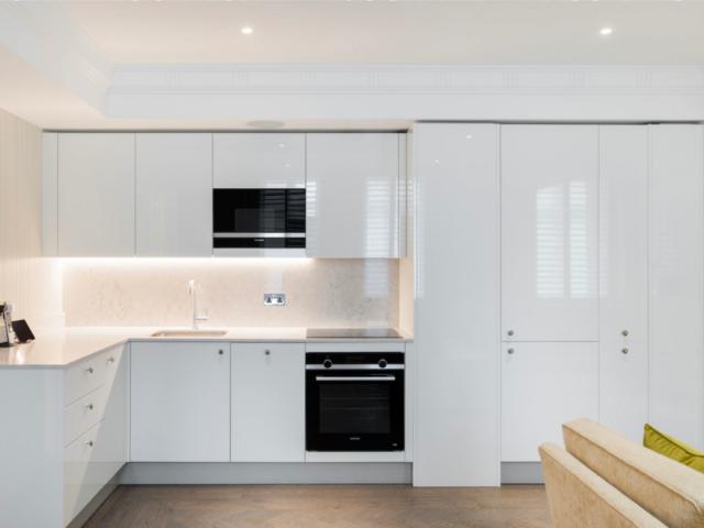 Mayfair W1K 1 bed apartment to rent £9,100 pcm £2,100 pw
