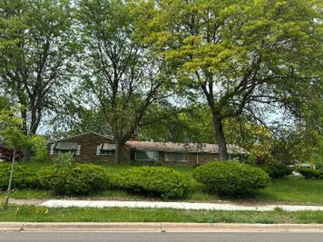 Mayfield Ave