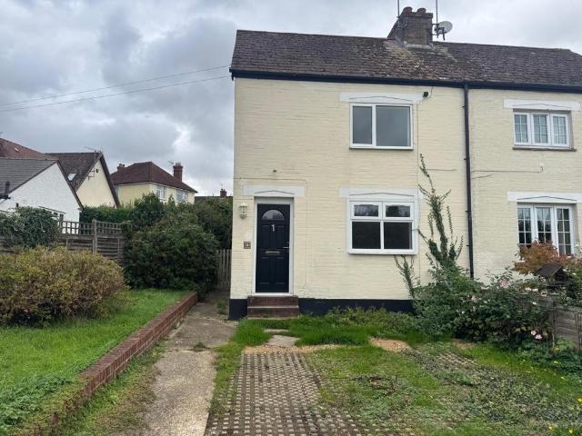 Mayfield Cottages, The Street. 2 bed semi detached house to rent £1,300 pcm £300 pw