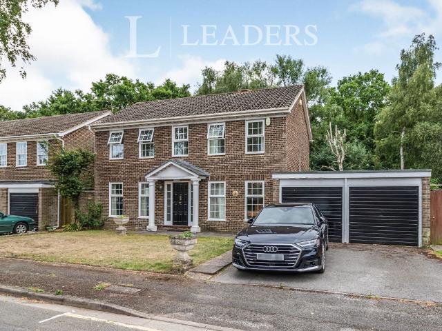 Mayfield Gardens, Hersham, Walton On Thames KT12, 4 bed property to rent, £3,100 pcm | PrimeLocation