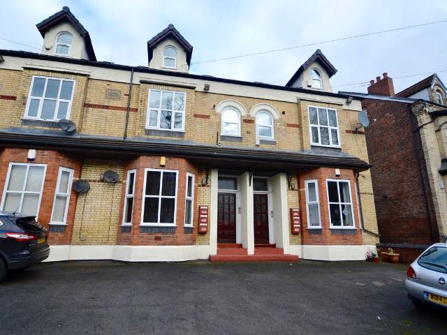 Mayfield Road, Manchester M16, 2 bed flat to rent, £1,100 pcm | PrimeLocation