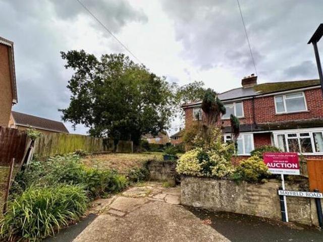 Mayfield Road, East Cowes, 3 Bedroom Semi detached
