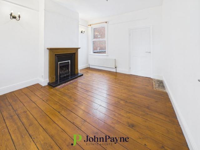 Mayfield Road, Earlsdon, Coventry, CV5 6PS