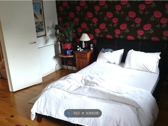 Mayfield Road, London N8, 4 bed terraced house to rent, £4,150 pcm | PrimeLocation
