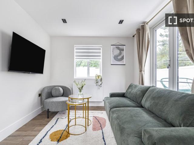 Mayfields Close, London, HA9 9PP, United Kingdom | 2 bed apartment for rent #128080643 | Rentberry