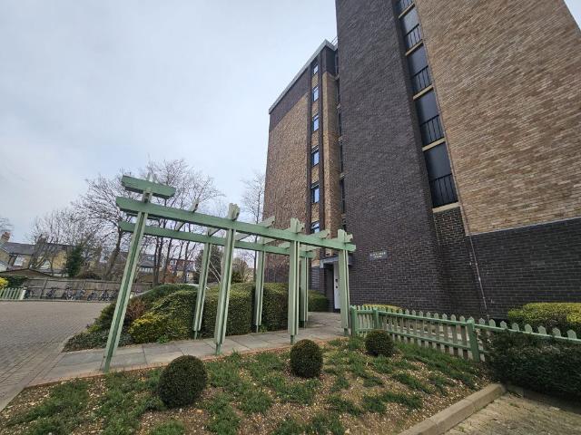 Mayflower House, Cambridge CB4, Studio to rent, £1,325 pcm | PrimeLocation