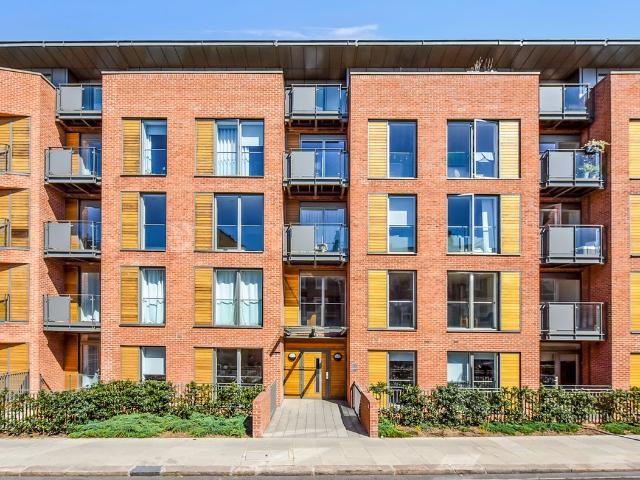 Maygrove Road, London NW6, 3 bed flat to rent, £4,200 pcm | PrimeLocation