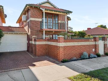 Maylands Living with Space, Style, and Convenience