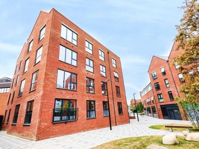 Mayors Lane, Newbury, Berkshire RG14, 1 bed flat to rent, £1,305 pcm | PrimeLocation