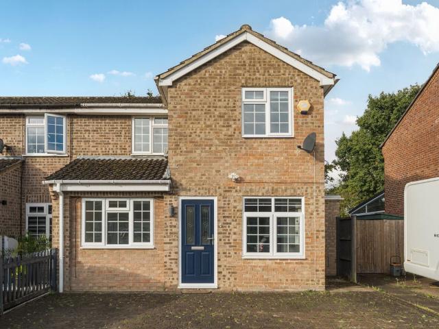 Mayridge, Fareham, Hampshire PO14, 4 bed end terrace house to rent, £1,895 pcm | PrimeLocation
