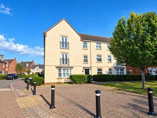 Mazurek Way, Swindon, Wiltshire SN25, 2 bed flat to rent, £1,150 pcm | PrimeLocation