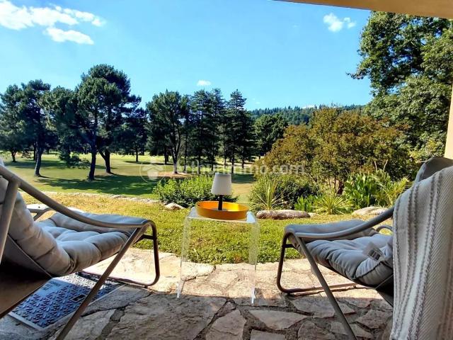 Mazamet – Propriété avec vue panoramique sur le golf et appa. 187m² Mazamet