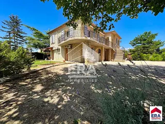 Mazan 84380 Achat / Vente maison 8 pièces t8 terrasse cave