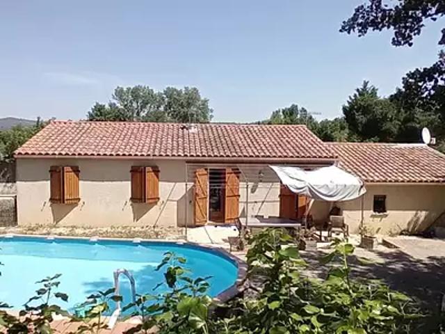 Mazaugues 83136 Achat / Vente maison 6 pièces t6 piscine