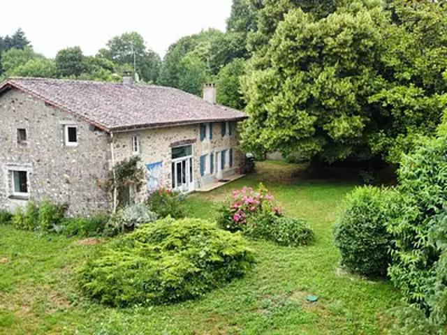 Mazerolles 16310 Achat / Vente maison 6 pièces t6 terrasse