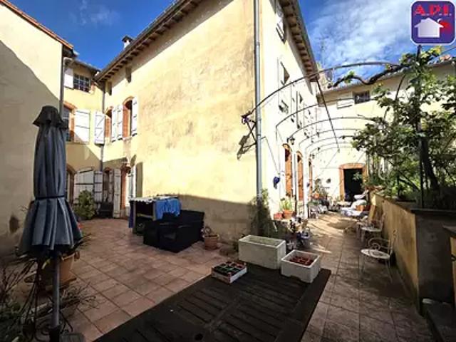 Mazères 09270 Achat / Vente maison 15 pièces t15 au dernier étage terrasse