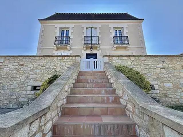 Mazeyrolles 24550 Achat / Vente maison 8 pièces t8 terrasse