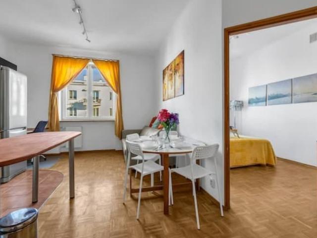 mazowieckie, Warszawa, Podchorążych