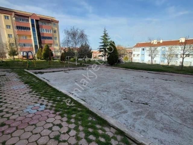 Mb 75.yıl Mah. Sultanderede Site İçi 3+1 Satılık Fırsat Daire