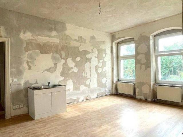 MB 16.10. PV an PM 15.09. 1 Zimmerwohnung im Rohbau mit viel Gestaltungsspielraum