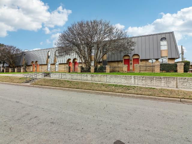 MB Arlington 1 Bedroom Apartment for Rent at 507 Cora St, Arlington, TX 76011 Town North